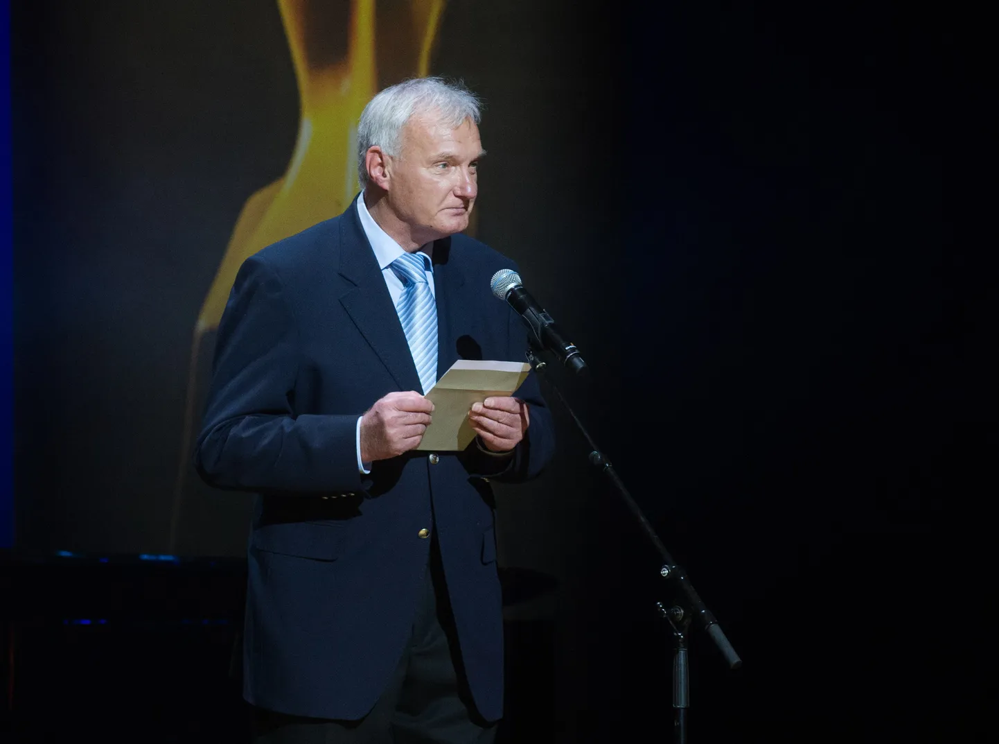 Jüri Tarmak.