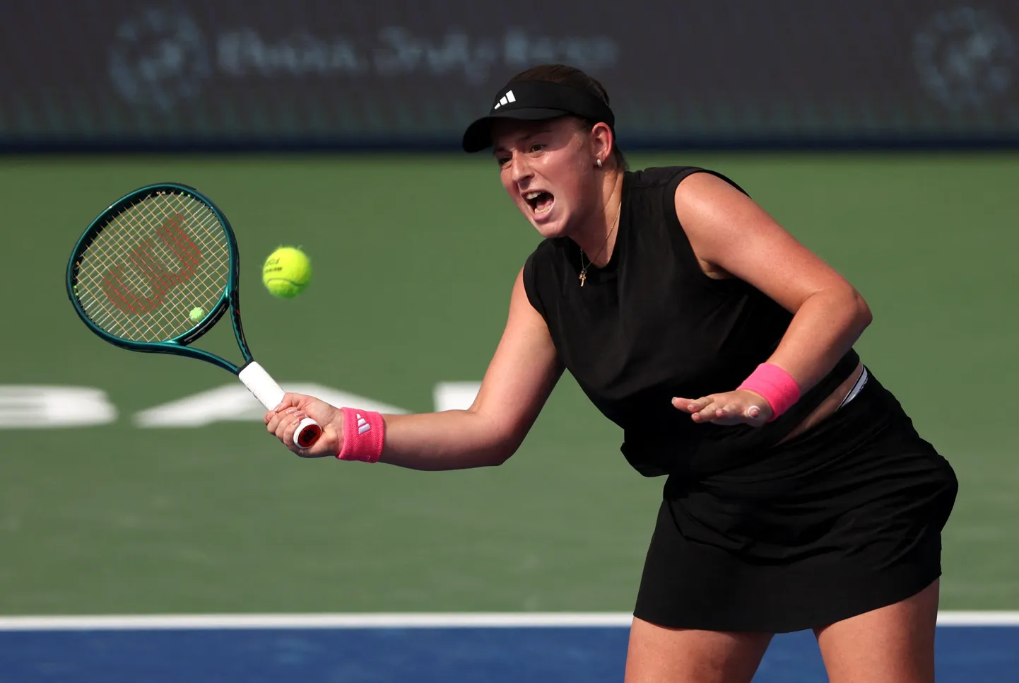 Latvijas tenisiste Aļona Ostapenko