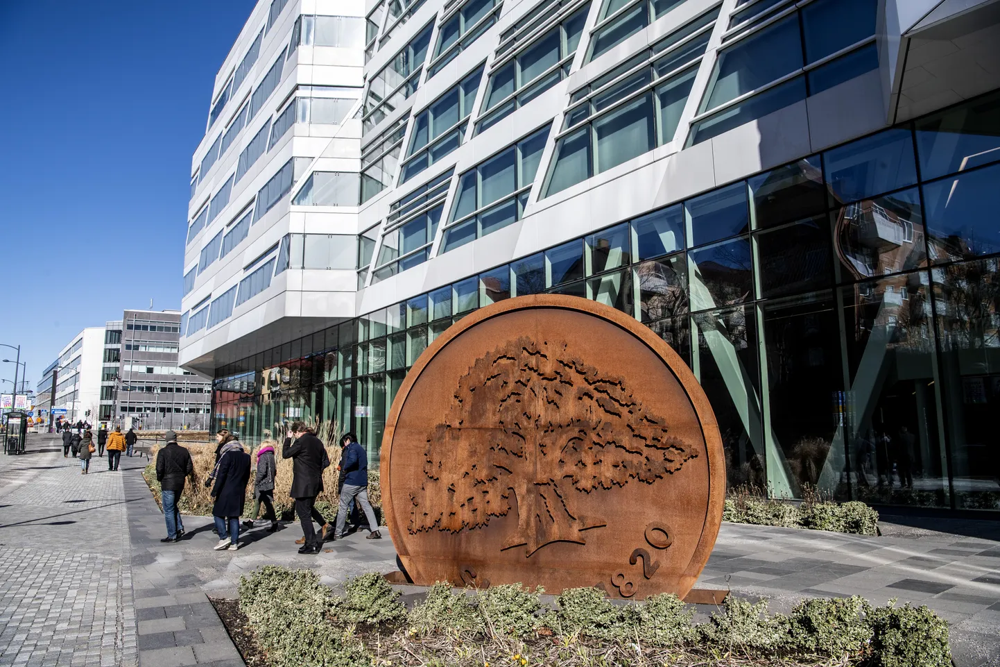 Swedbanki kontor Rootsis.