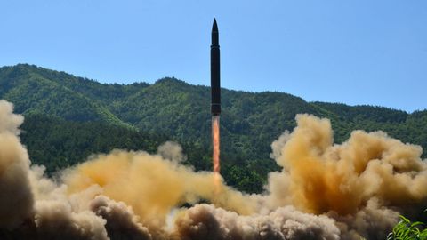 Yonhap: Põhja-Korea tulistas merre ballistilise raketi