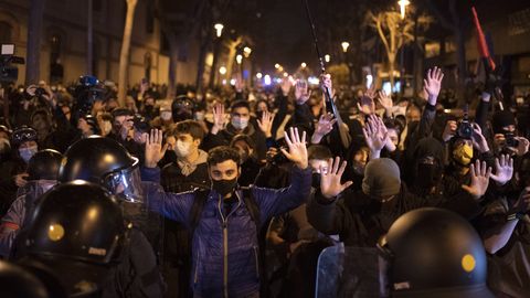 Hispaanias nõuti meeleavaldustel räppar Pablo Haséli vabastamist