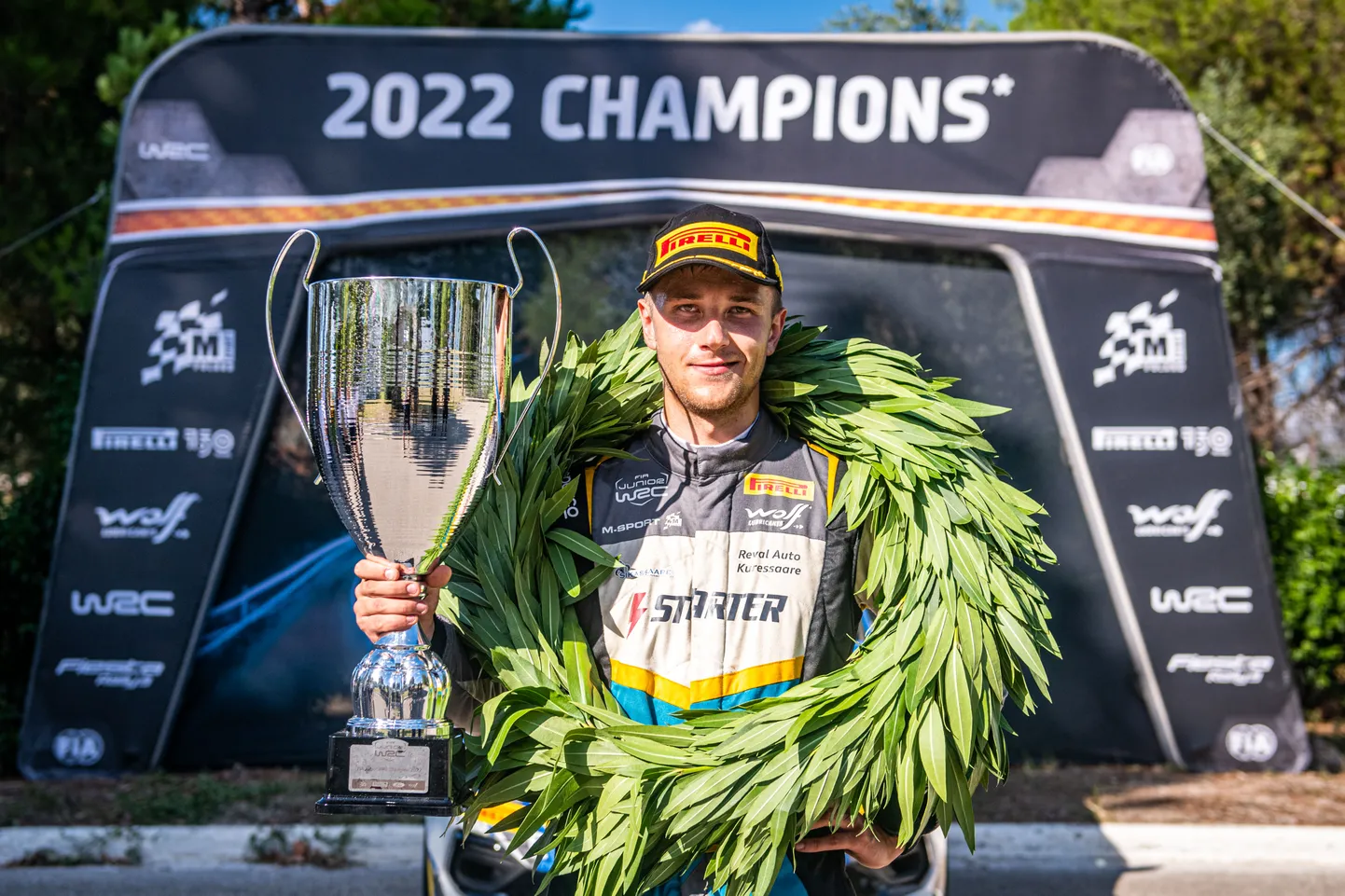 VÄGEV! Kreeka MM-rallil tõusis JWRC-klassis poodiumi kõrgeimale astmele Robert Virves.