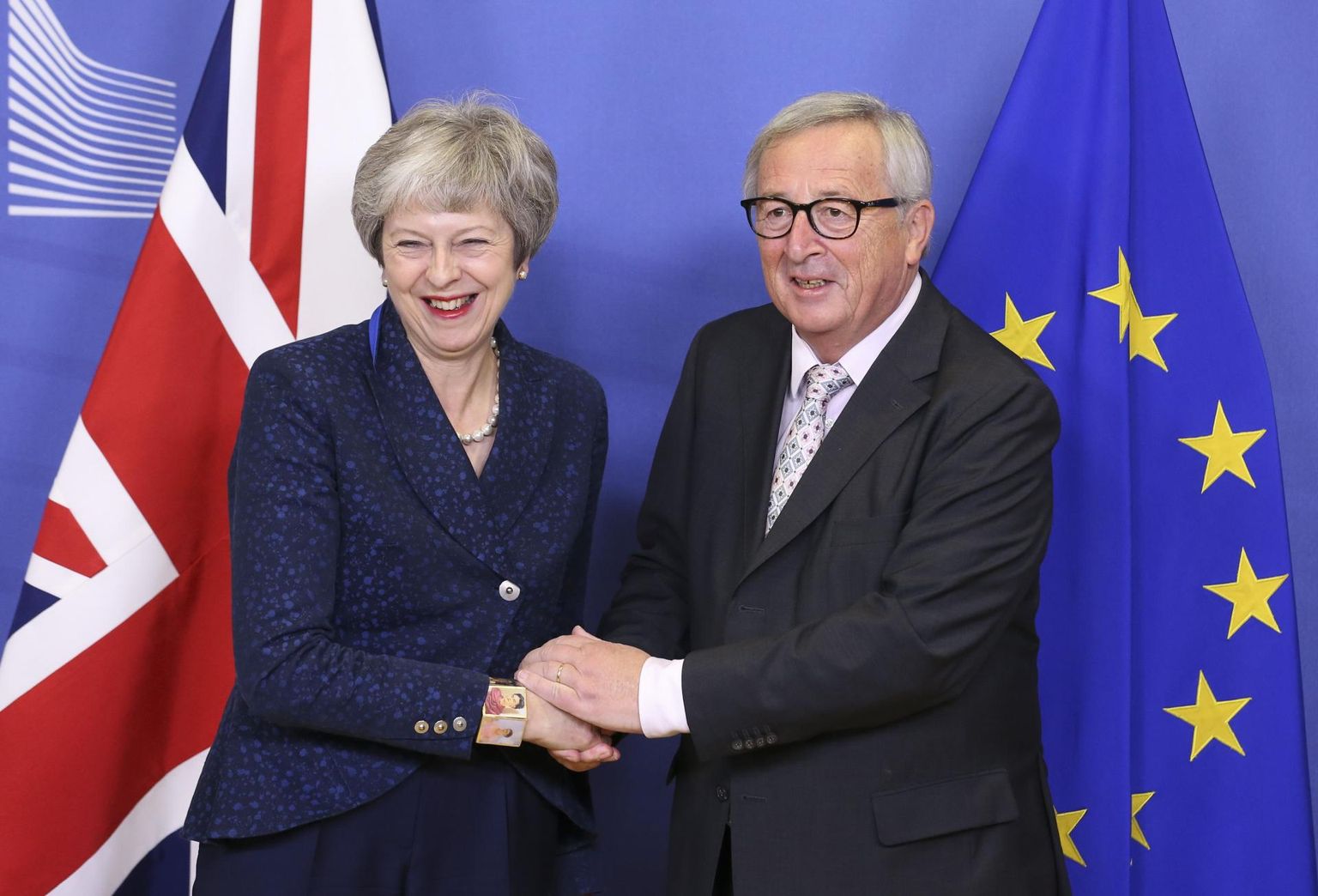Ühendkuningriigi peaminister Theresa May ja Euroopa Komisjoni president Jean-Claude Juncker eile Brüsselis. Junckeri sõnul pole brittidel enam tagasiteed ja paremaid lahkumistingimusi ei õnnestu kuidagi välja kaubelda.