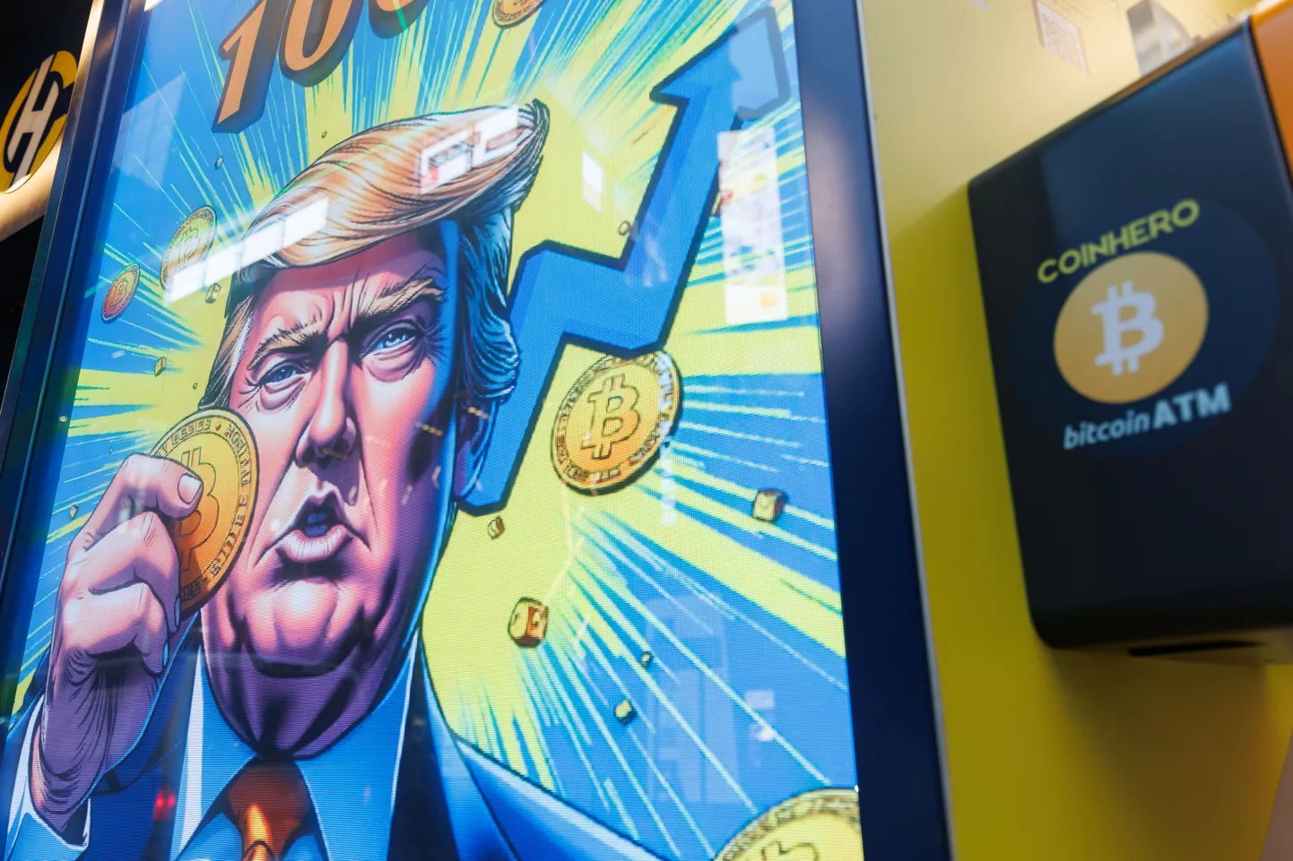 Trumpi bitcoin'i reklaam 6. aprillil 2025, Hongkongis. USA tollimaksud põhjustasid ülemaailmseid turu kõikumisi, ka krüptovaluutad langesid.