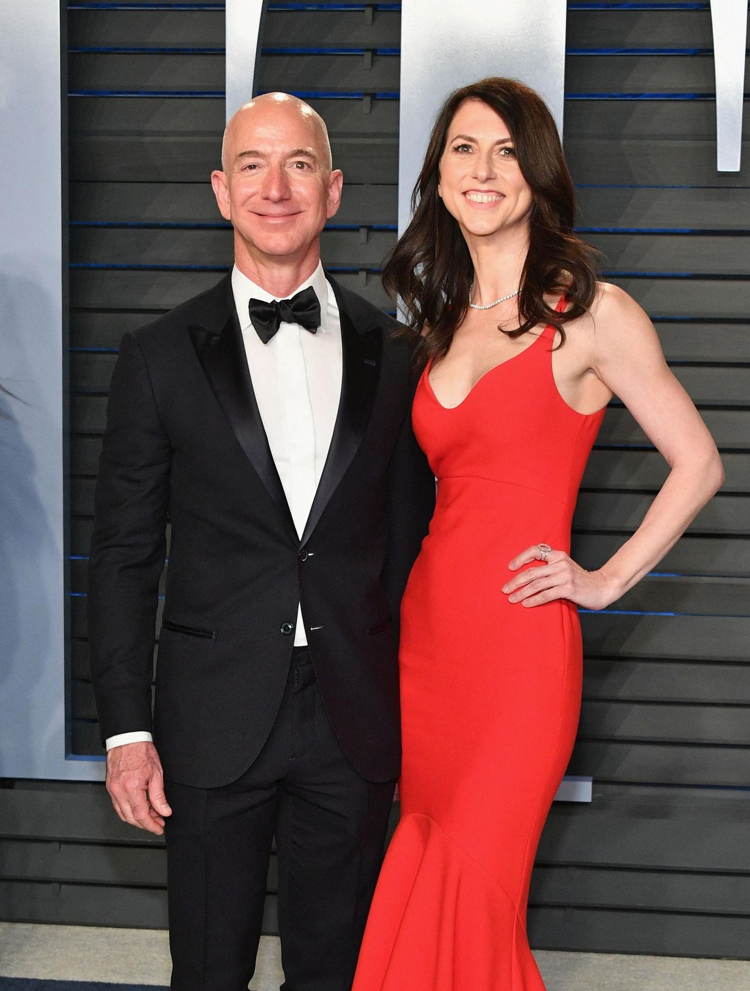 Jeff Bezos endise abikaasa MacKenzie Scottiga.