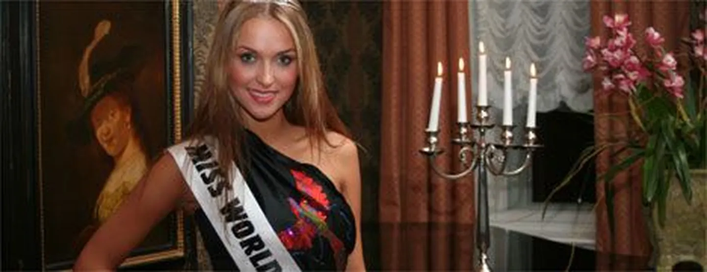 «Missid 2005» võitja Laura Kõrgemäe.