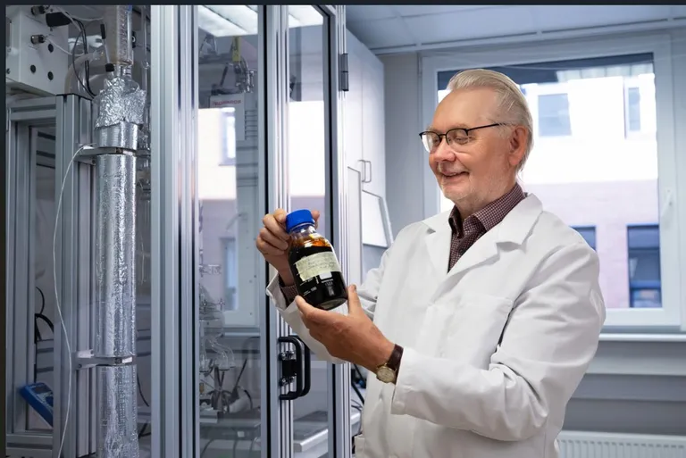TalTechi keemiaprofessor akadeemik Margus Lopp