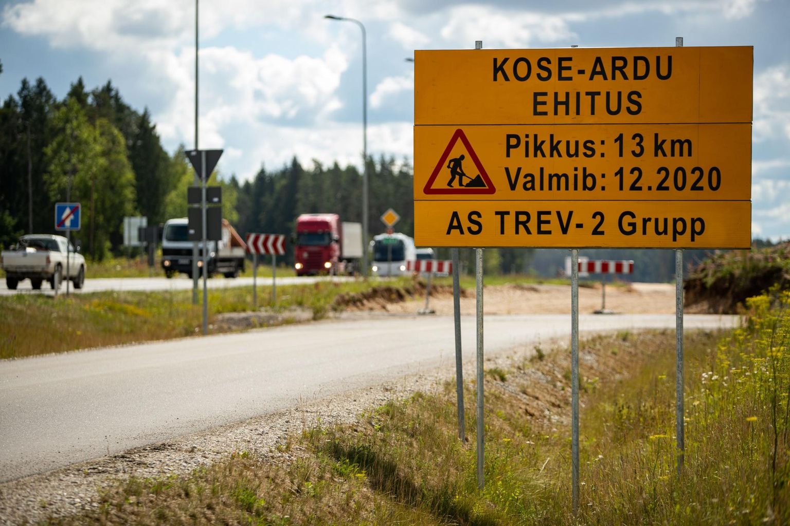 Tallinn-Tartu maantee Koselt Võõbule neljarajaliseks ehitamine jätkub ka tänavu. 