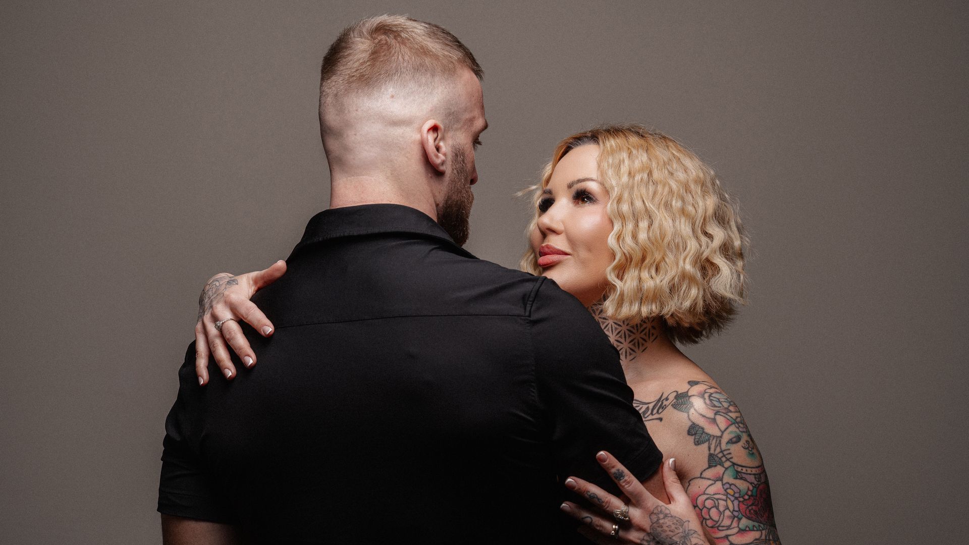 Liene Ušakova nomainījusi vārdu uz Jesica Zundovska