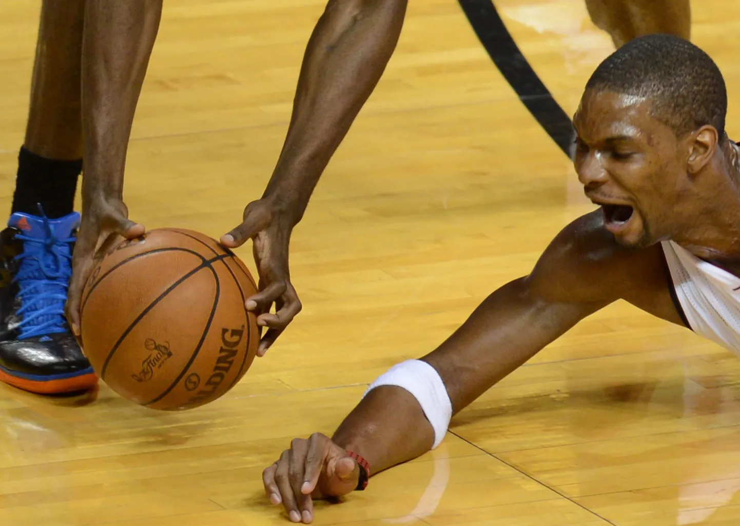 Chris Bosh jätab olümpiamängud vahele.