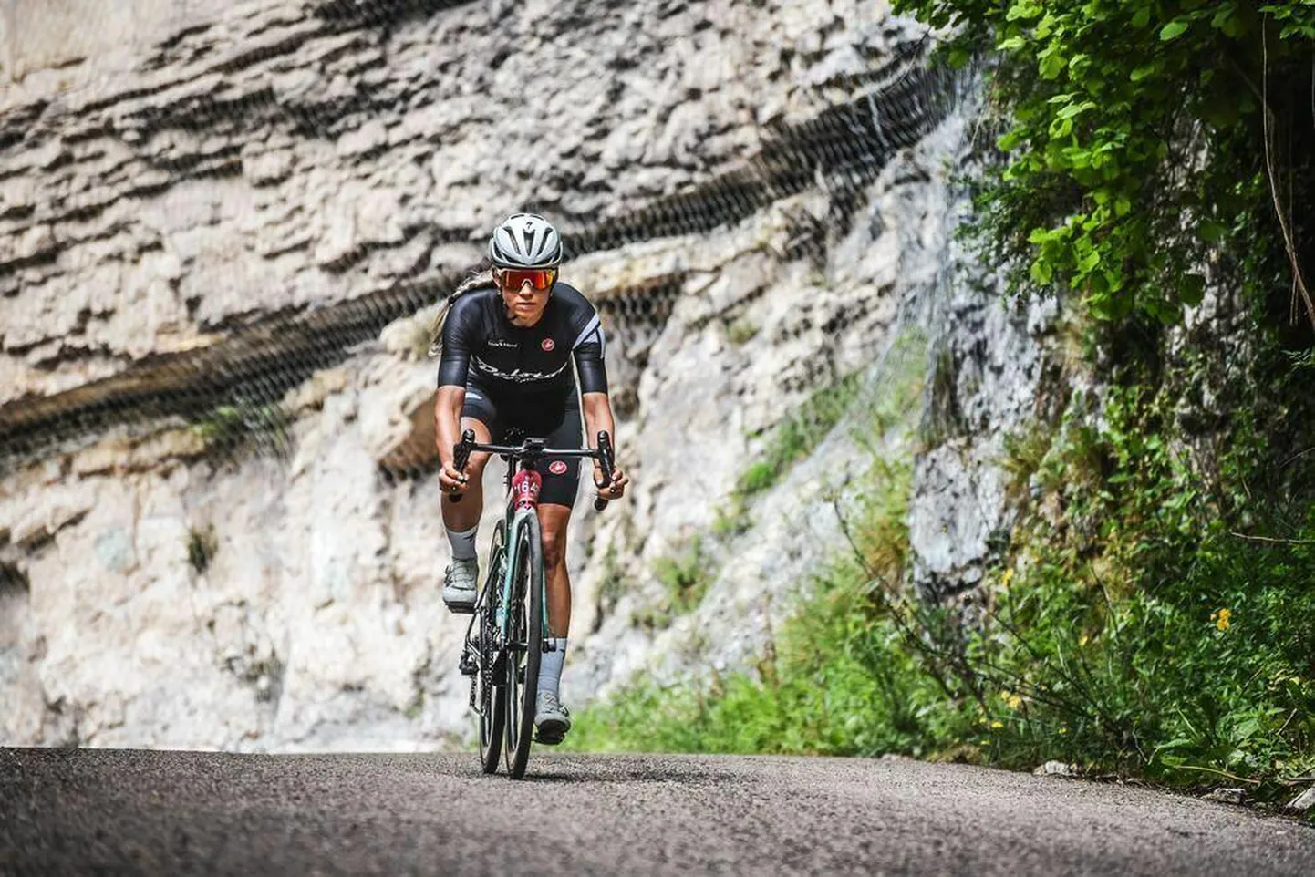 Tipprattur Kristi Kuldkepp tõdes, et Tartu rattaralli on Gran Fondo sarjas teistest radadest erineva profiiliga.