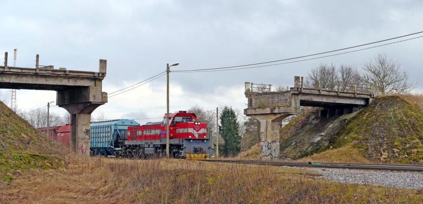 1960. aastal valminud viadukt oli kasutuses 25 aastat ja on taastamist oodanud juba 34 aastat.