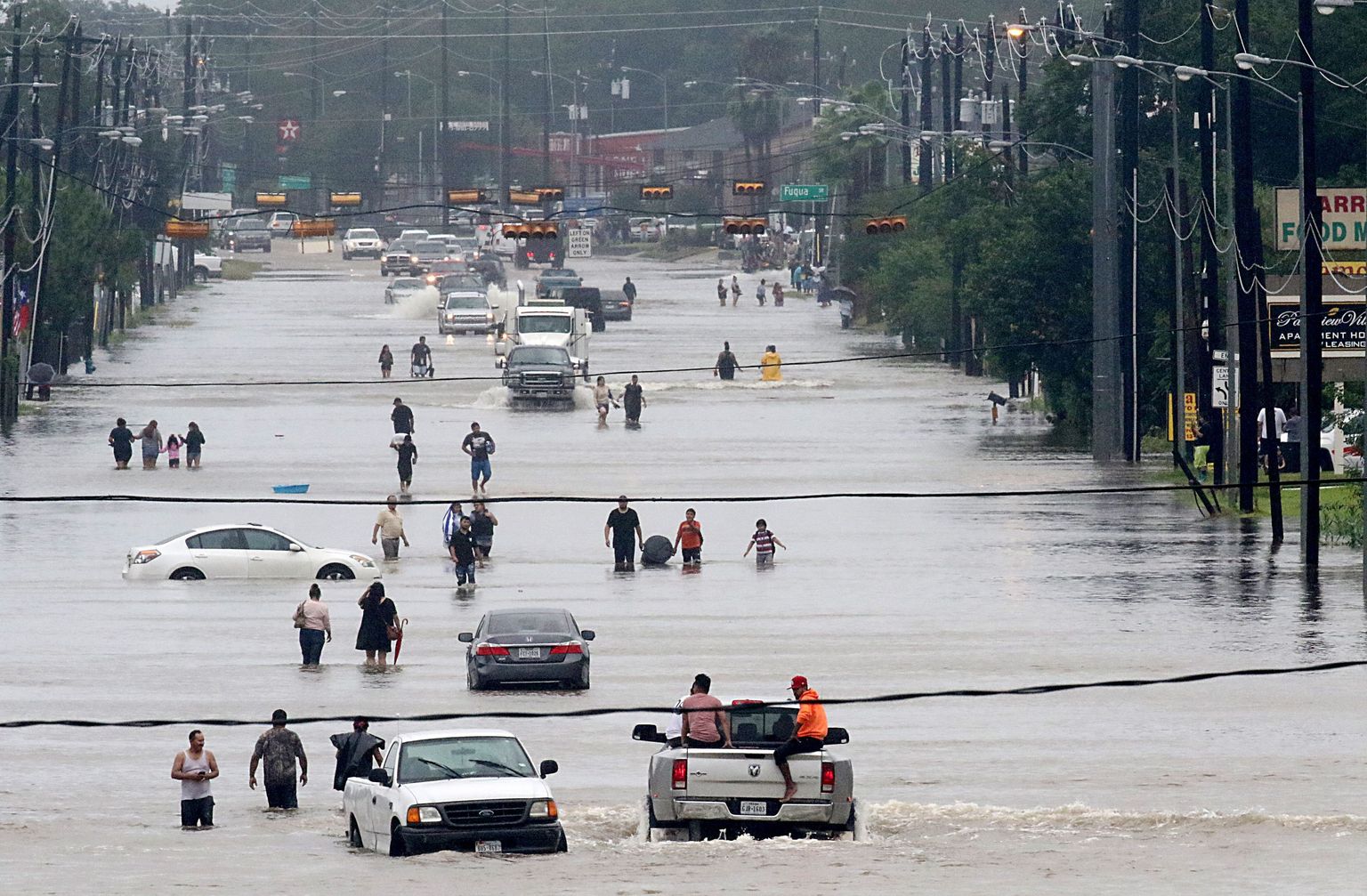 Selline vaatepilt avanes eile üleujusest räsitud USA suuruselt neljanda linna Telephone Roadil.
