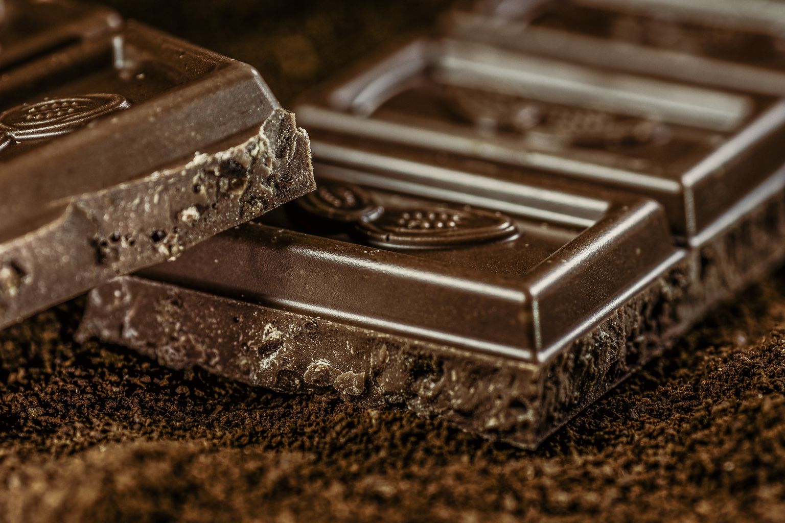 Темный шоколад. Иллюстративное фото