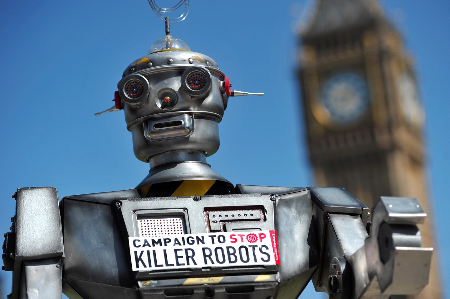 Tapjarobotite-vastane meeleavaldus Suurbritannias Londonis.