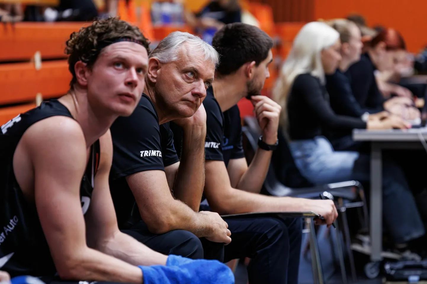 Sadama korvpallimeeskond lõpetas põhiturniiri 11 võidu ja 17 kaotusega.