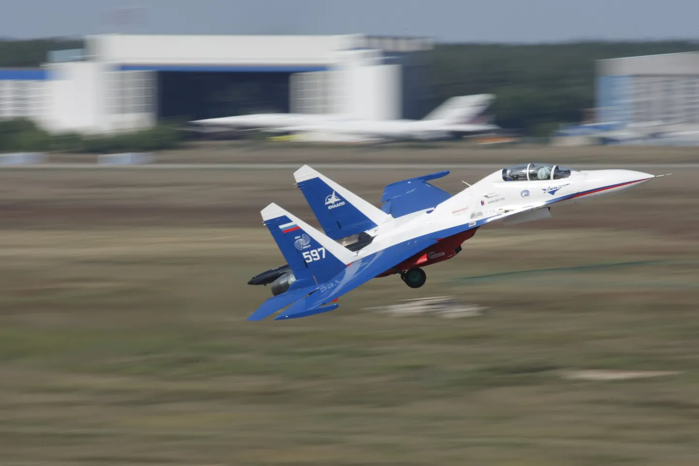 SU-30 demonstratsioonil MAKS-2011 lennundusnäitusel.