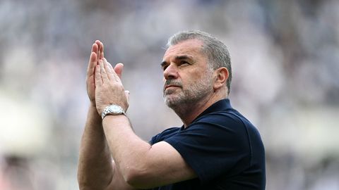 Par "Nottingham Forest" jauno galveno treneri kļūst Postekoglu