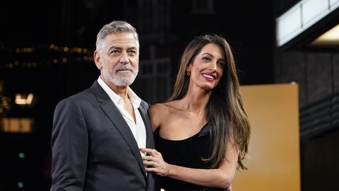 Экстрасенс рассказала, в чем секрет крепкого брака Джорджа Клуни: «Именно эти два момента делают их семью гармоничной»