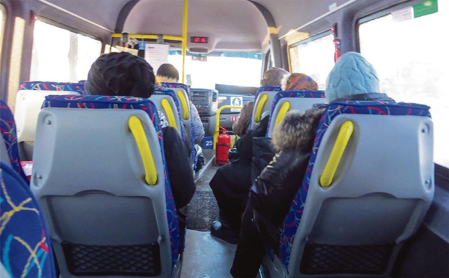 Ka bussides peavad reisijad kinnitama turvavöö.