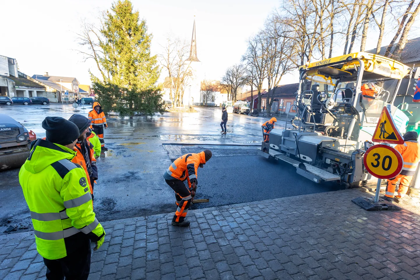 Asfalteerimistööd.