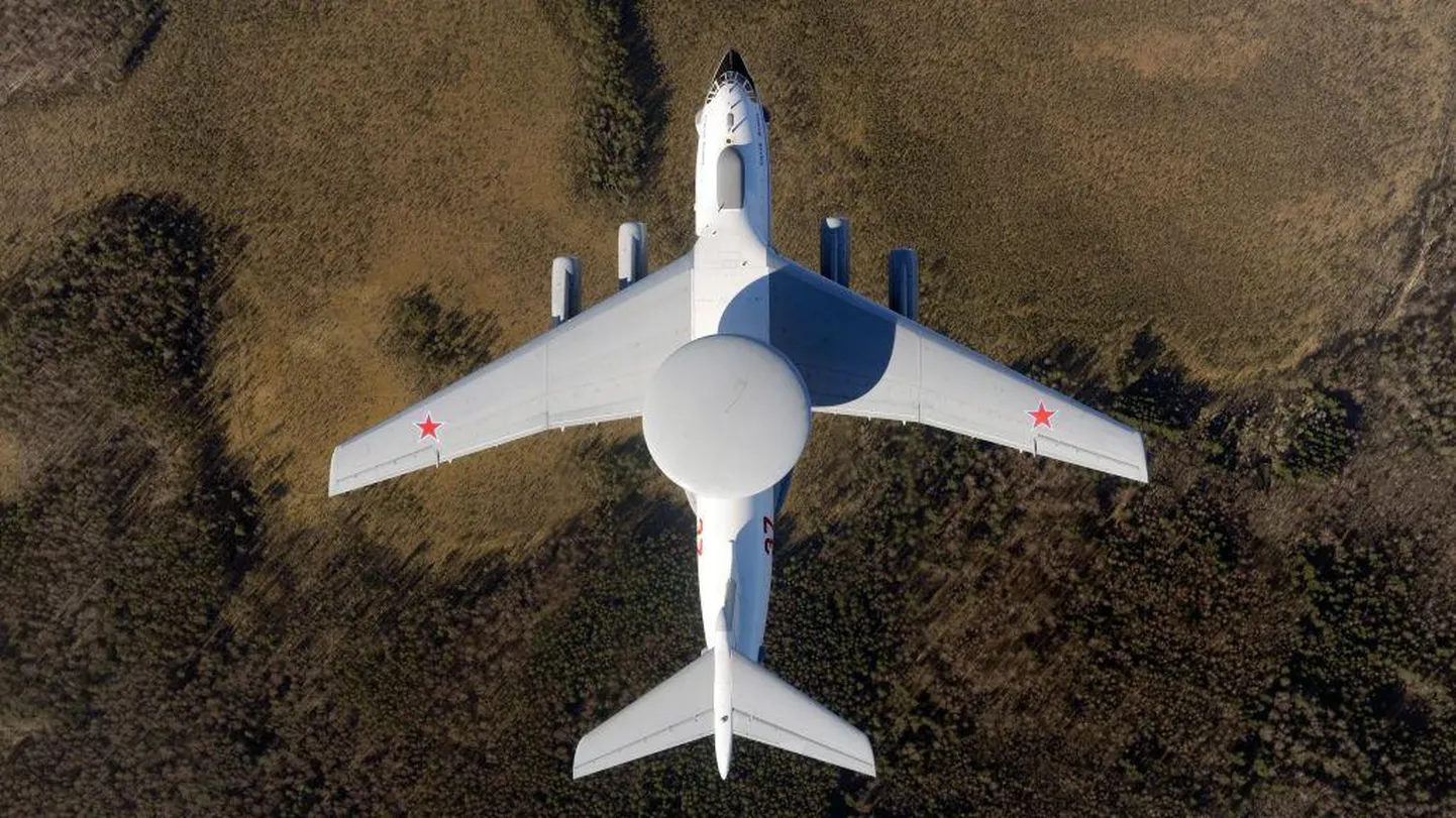 Самолет A-50