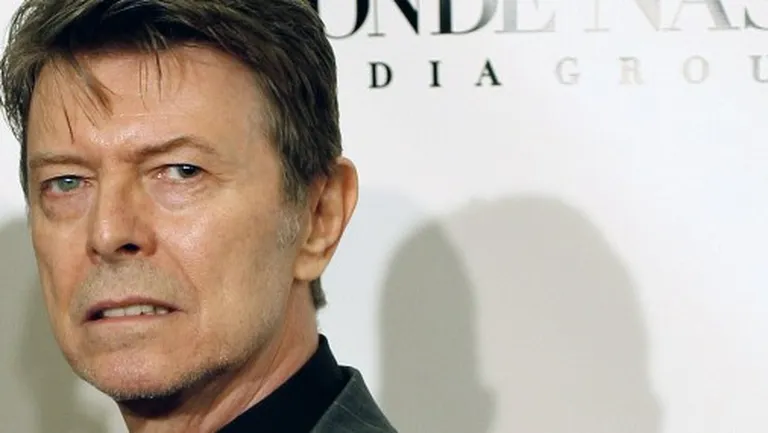 Deivids Bovijs (David Bowie)