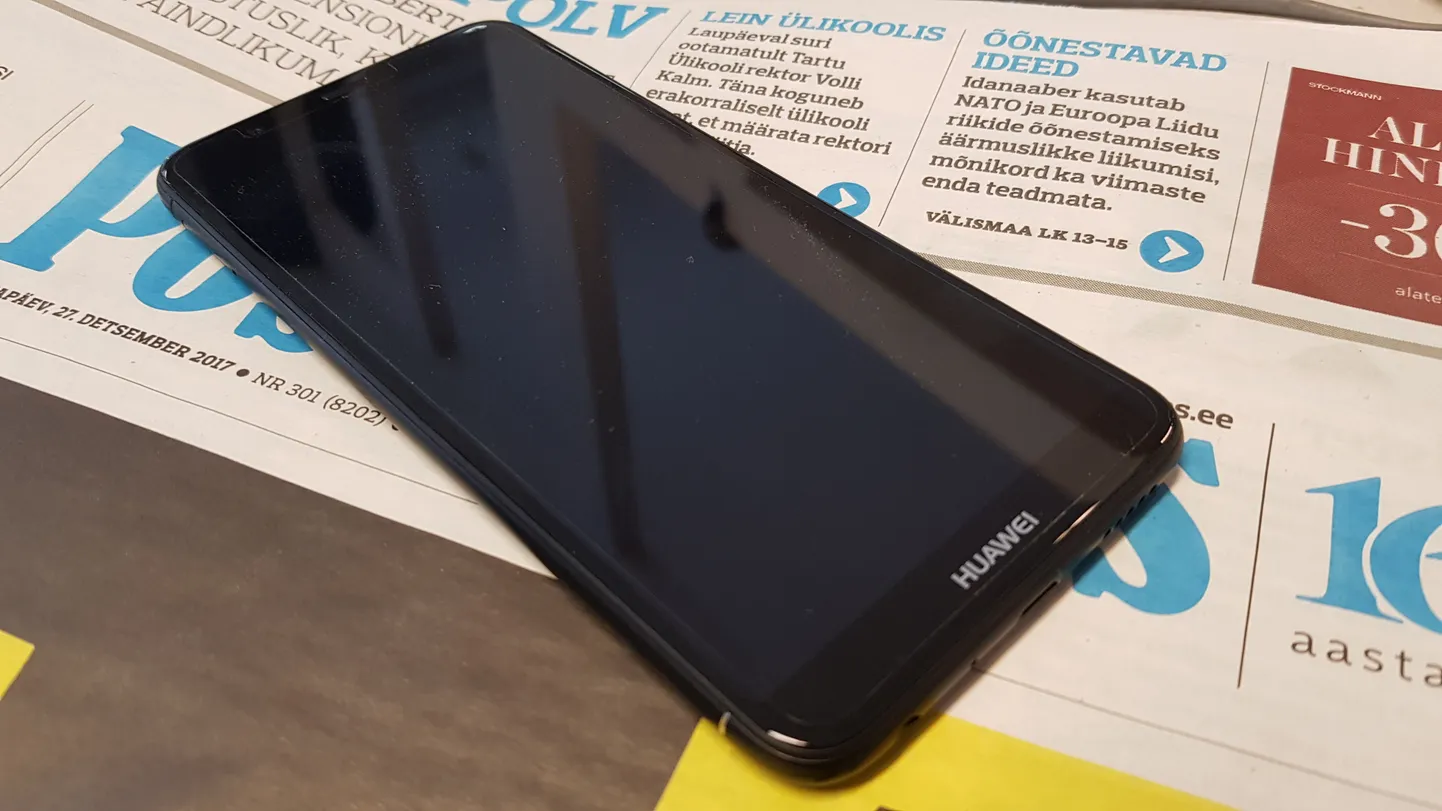 Huawei mobiiltelefon. Foto on illustratiivne.