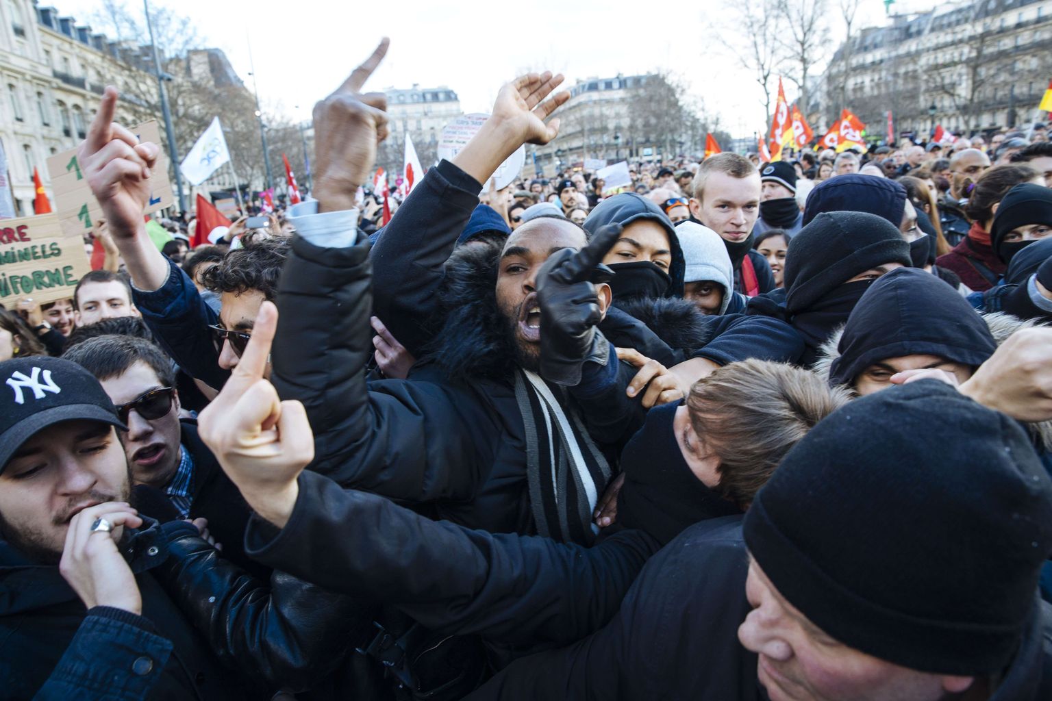 Rassimivastane meeleavaldus Pariisis
