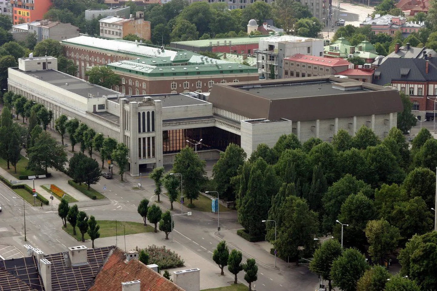 Pildil on Sakala keskus.