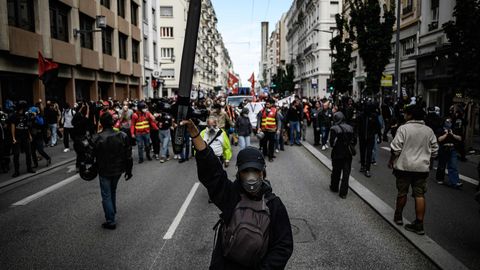 Prantsusmaal avaldasid kümned tuhanded meelt politseivägivalla vastu