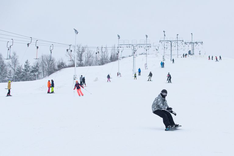 В предыдущем сезоне Кивиылиский горнолыжный центр открыл свои склоны 5 января; теперь это удастся сделать почти на месяц раньше.