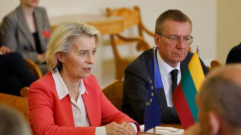 Von der Leyen arutas Balti presidentidega droonitõrjet ja Vene ohtu
