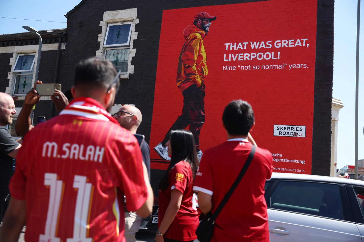 FC Liverpooli jalgpallimängule suunduvad fännid. Pilt on illustratiivne.