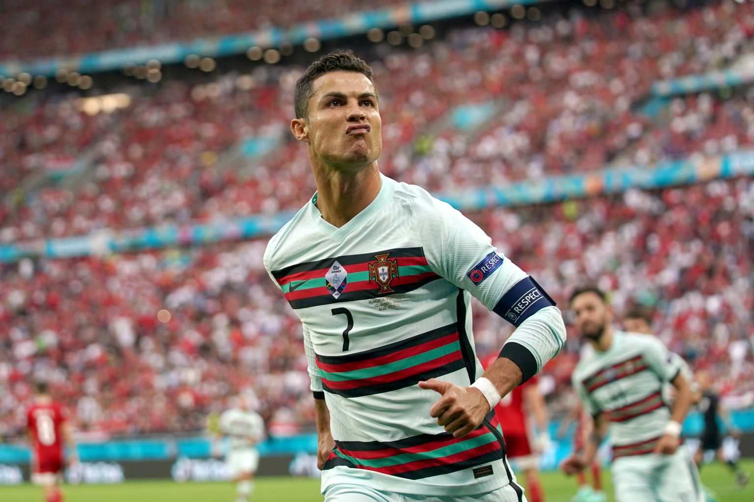 Cristiano Ronaldo kostitas eile ungarlasi kahe väravaga.