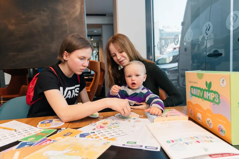 Peresõbraliku toitlustusasutuse märgise kampaania eesmärk on tunnustada toidukohti, kes pakuvad lastega peredele meeldejäävaid restoranielamusi.
