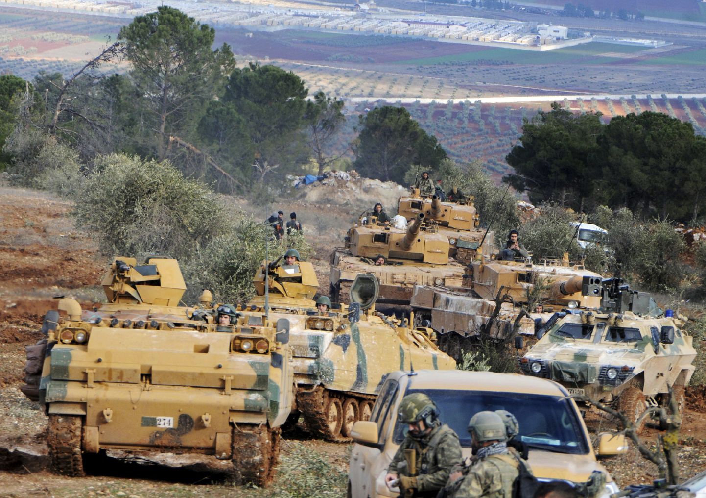 Turcijas karavīri Sīrijā.
