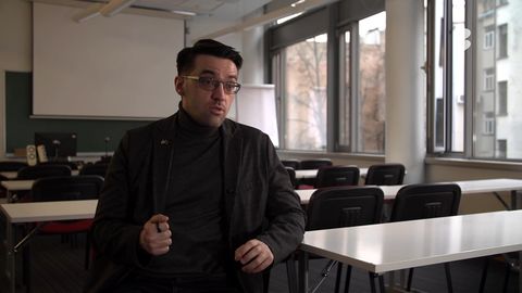 Pētnieks: Atkārtojot Krievijai draudzīgus vēstījumus, vietējie politiķi pūš Kremļa stabulē