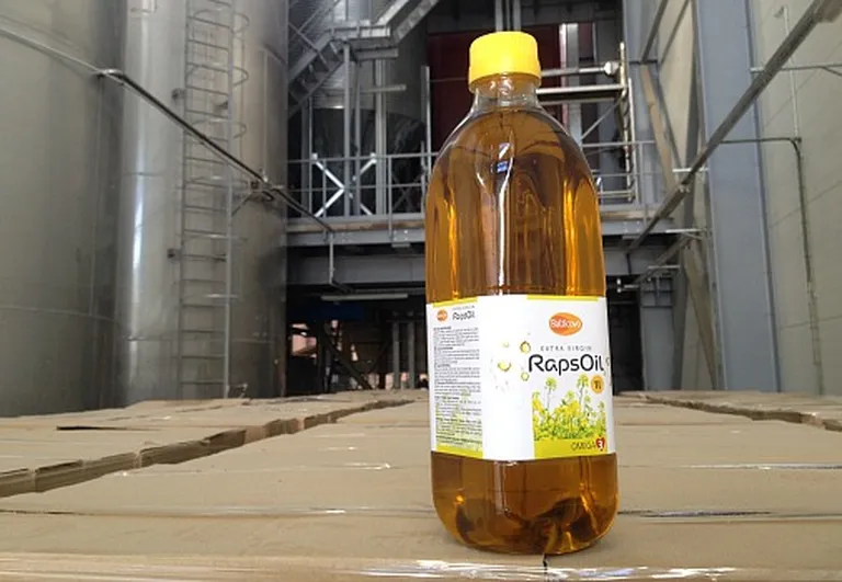 Нерафинировенное масло “RapsOil” на Иецавском заводe рапсового масла Balticovo