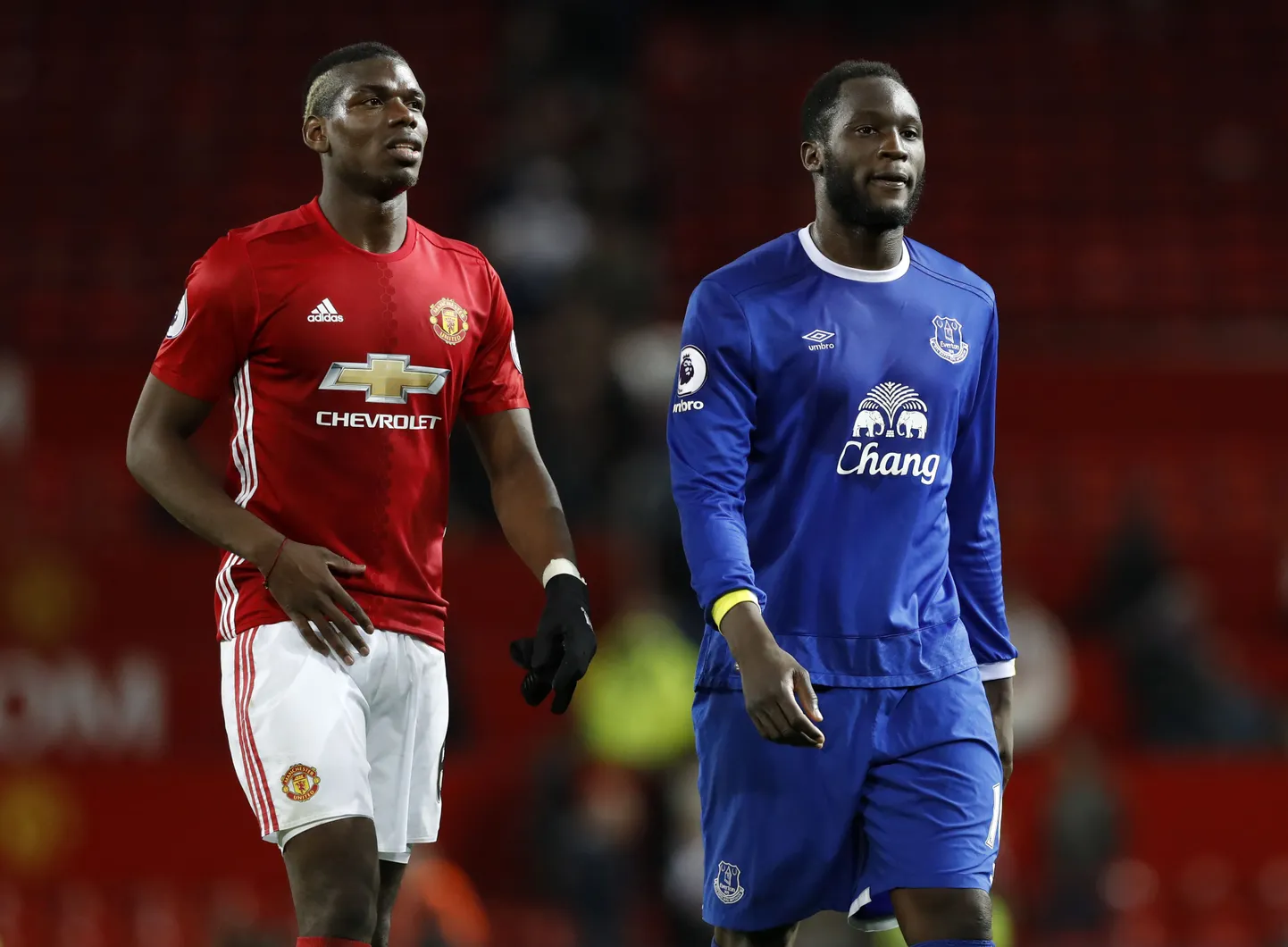 KAs Paul Pogba (vasakul) ja Romelu Lukaku hea läbisaamine viib ka Lukaku Manchester Unitedisse.