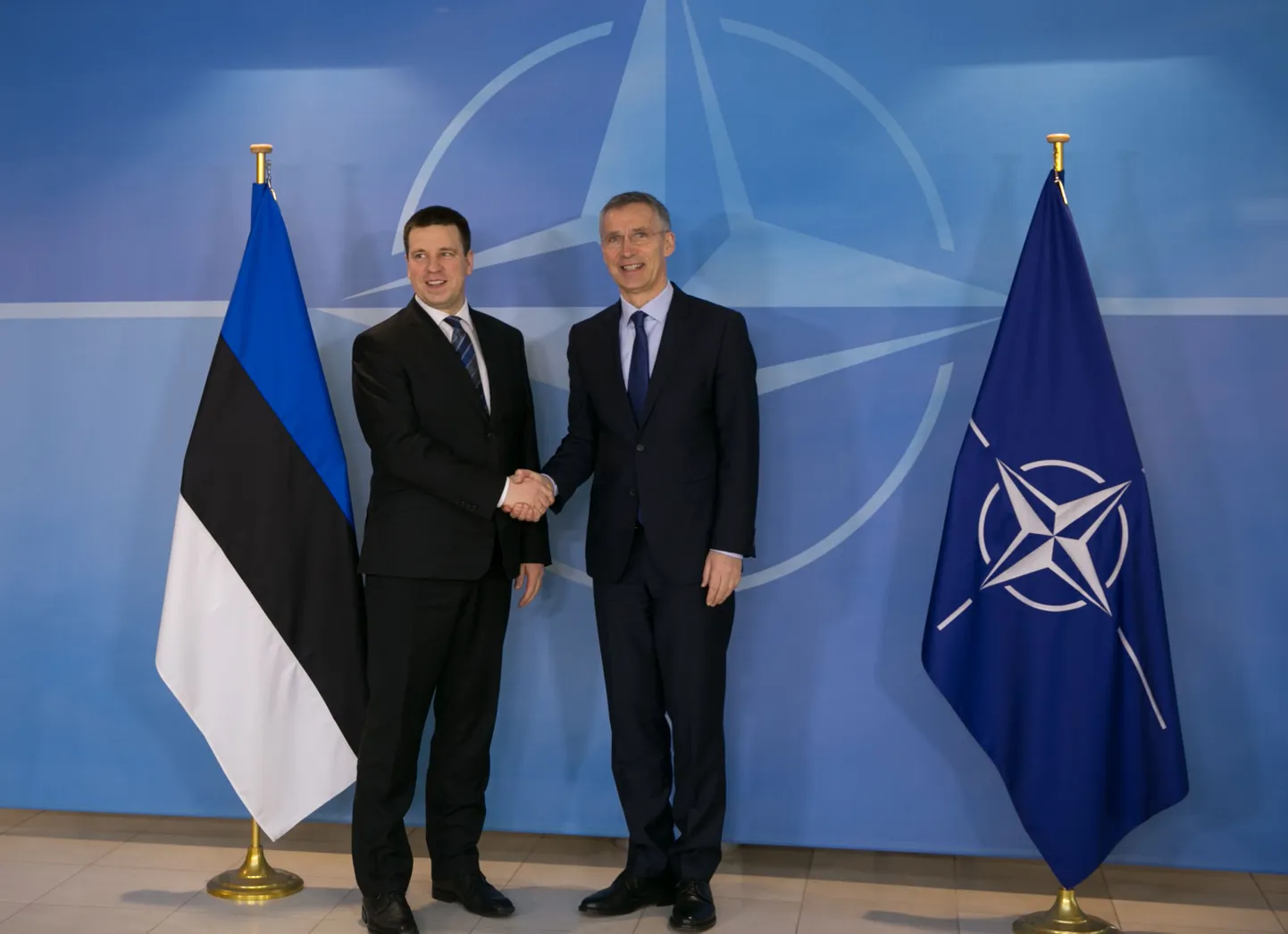 Peaminister Jüri Ratas kohtus Brüsselis NATO peasekretäri Jens Stoltenbergiga.