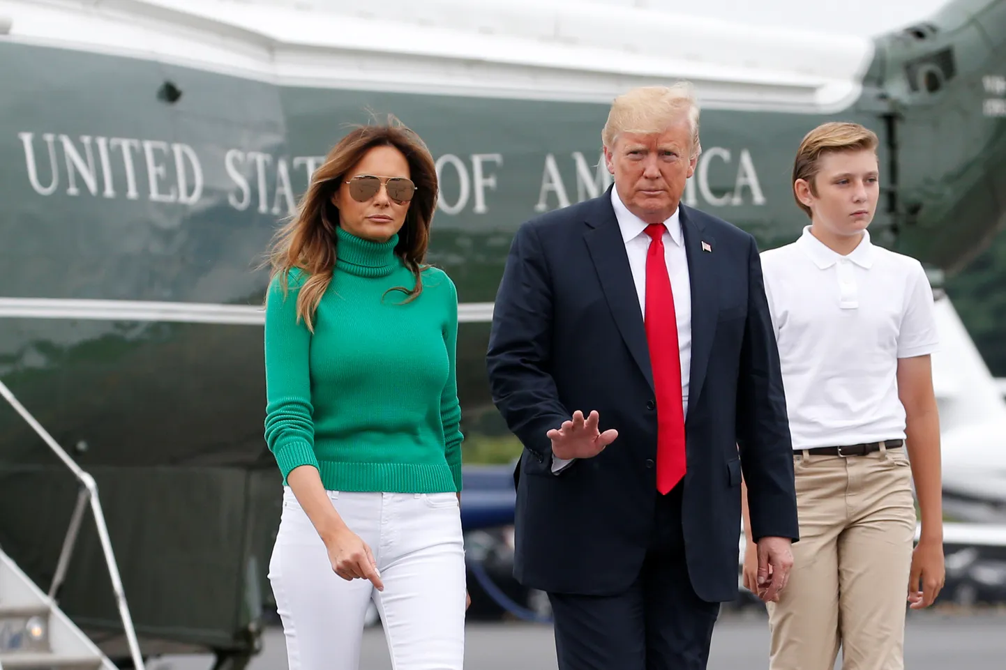 Ameerika Ühendriikide esileedi Melania Trump tegeleb sõbralikkuse õpetamisega sotsiaalmeedias.