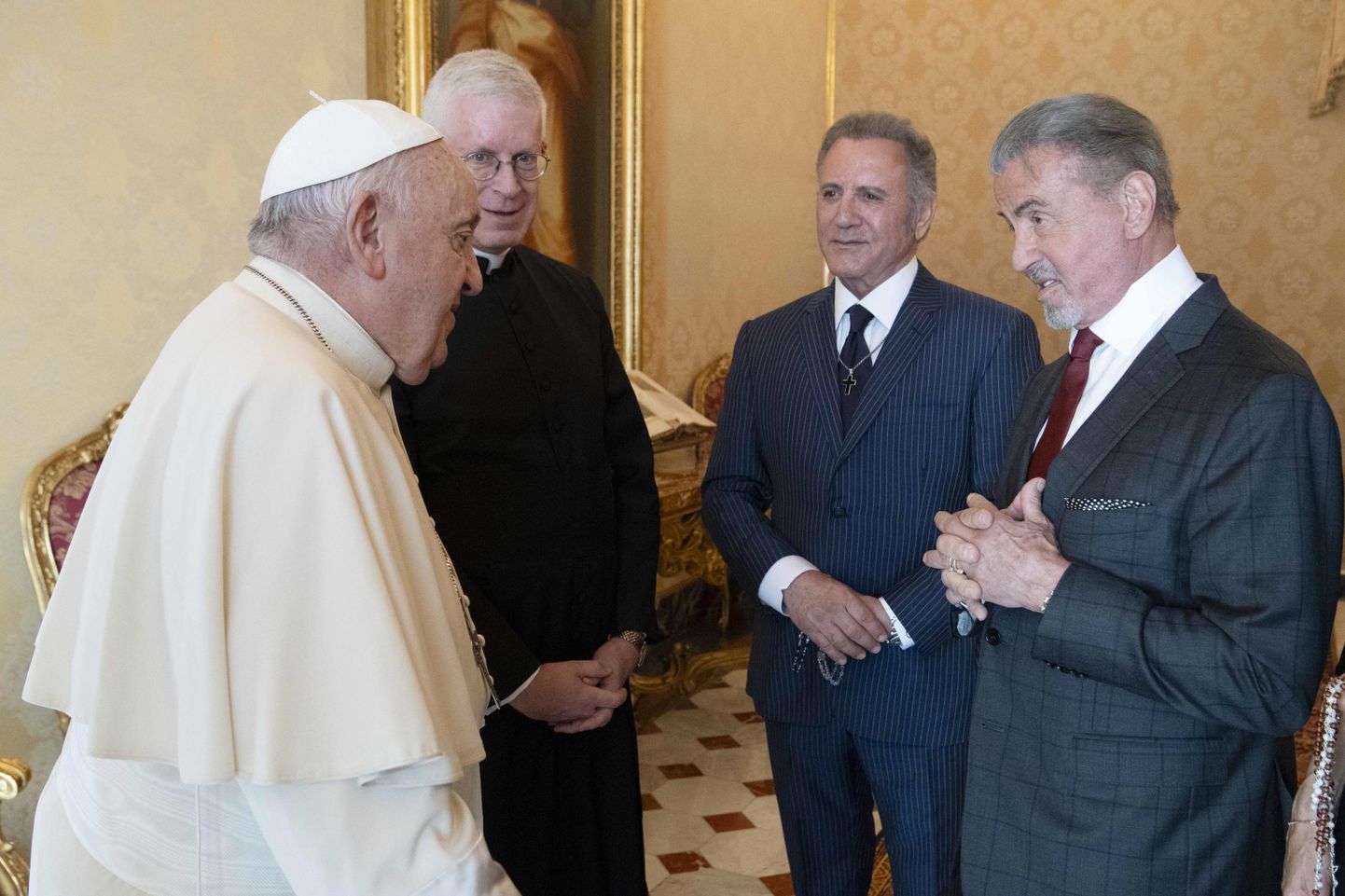 Sylvester Stallone sai paavst Franciscusega kohtudes teada, et Vatikani riigipeale «Rocky» hirmsasti meeldib