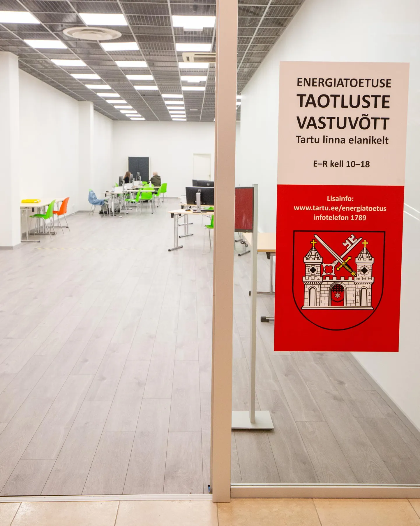 Tartlased on energiatoetust taotlenud suuremas osas elektroonselt. Et paberil esitatakse taotlusi vähe, lõpetab kaubamajas asuv teeninduspunkt varsti töö.