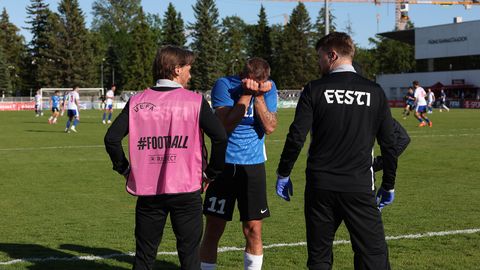 Kolm rasket põlvetraumat üle elanud Mark Anders Lepik sai vigastada ja lahkus platsilt pisarais