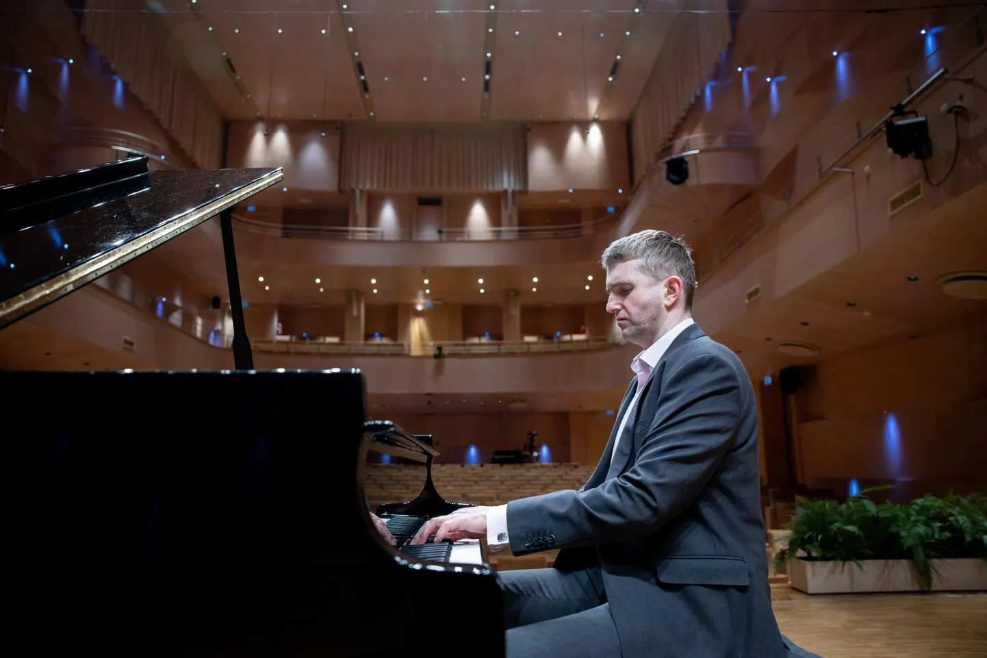 Sten Lassmann ütleb, et suurim väljakutse on ikka kodusaalis kodupublikule mängimine.