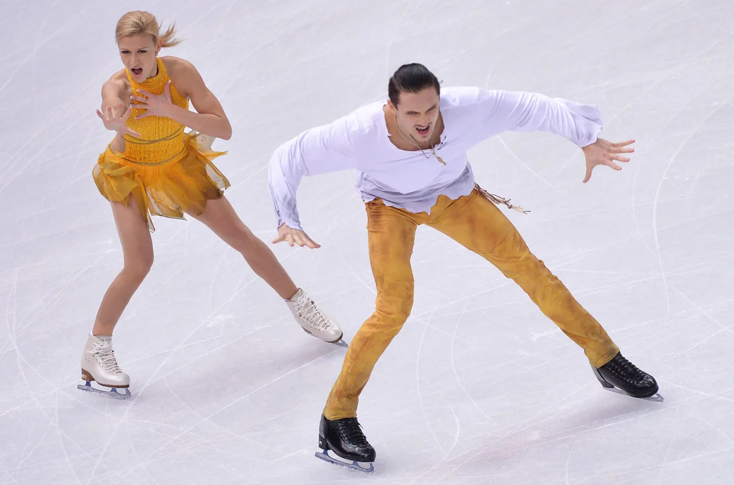 Tatjana Volosožar ja Maksim Trankov Sotši olümpial.