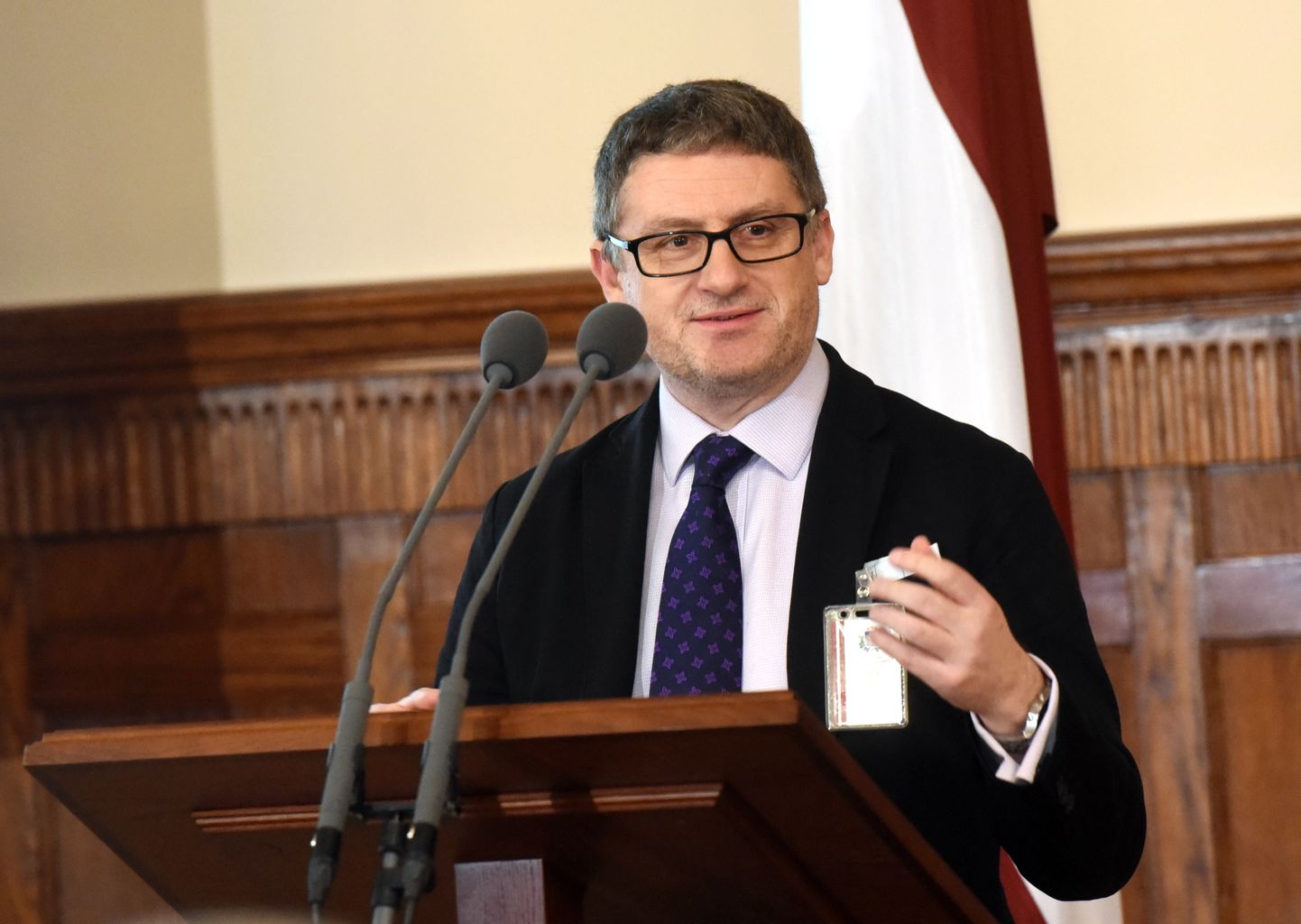 Prāgas starptautisko attiecību institūta vecākais pētnieks Marks Galeoti piedalās diskusijā "Latvijas drošība 21. gadsimtā