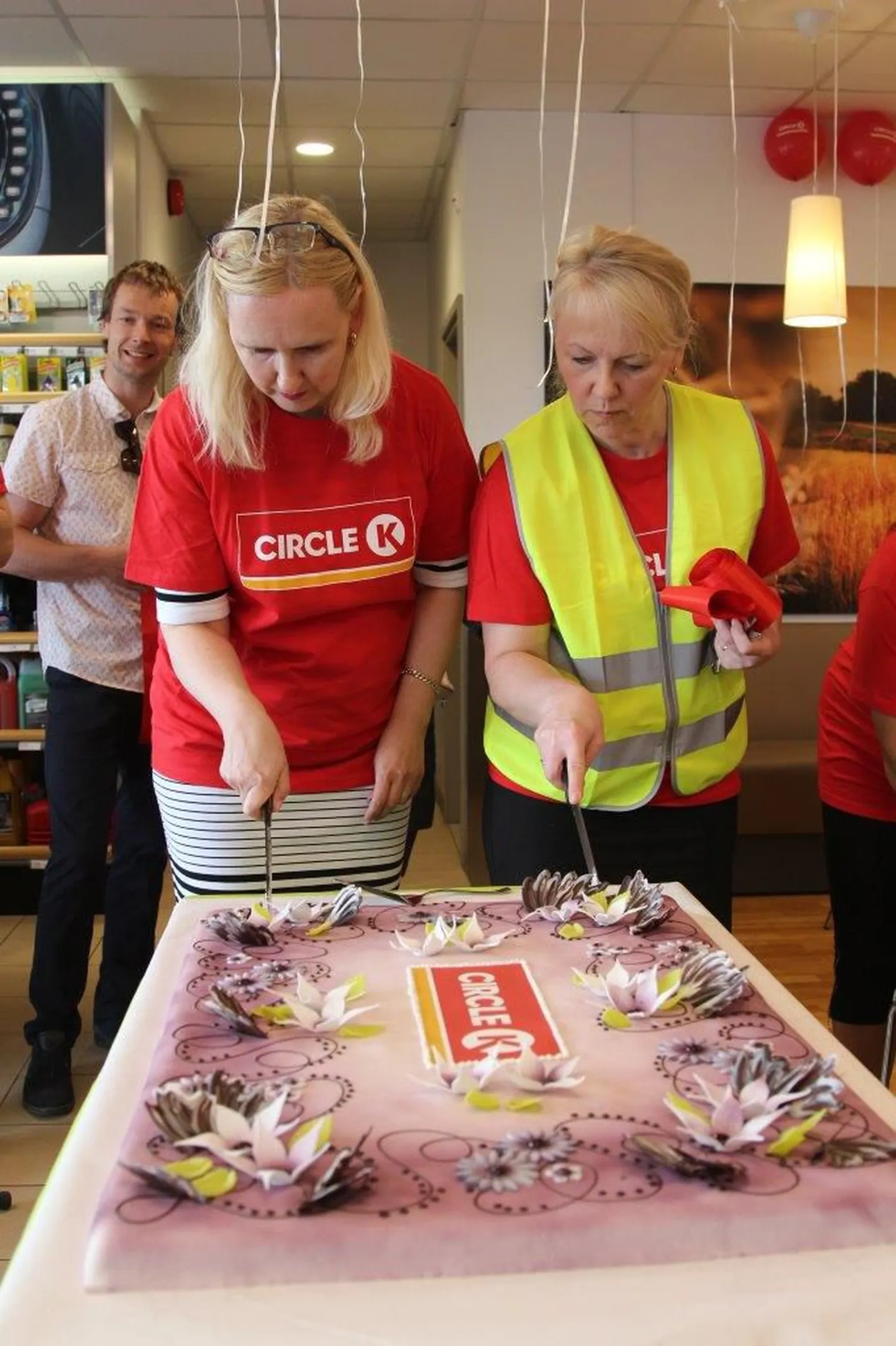 Circle K Mäo teenindusjaama avamispidu