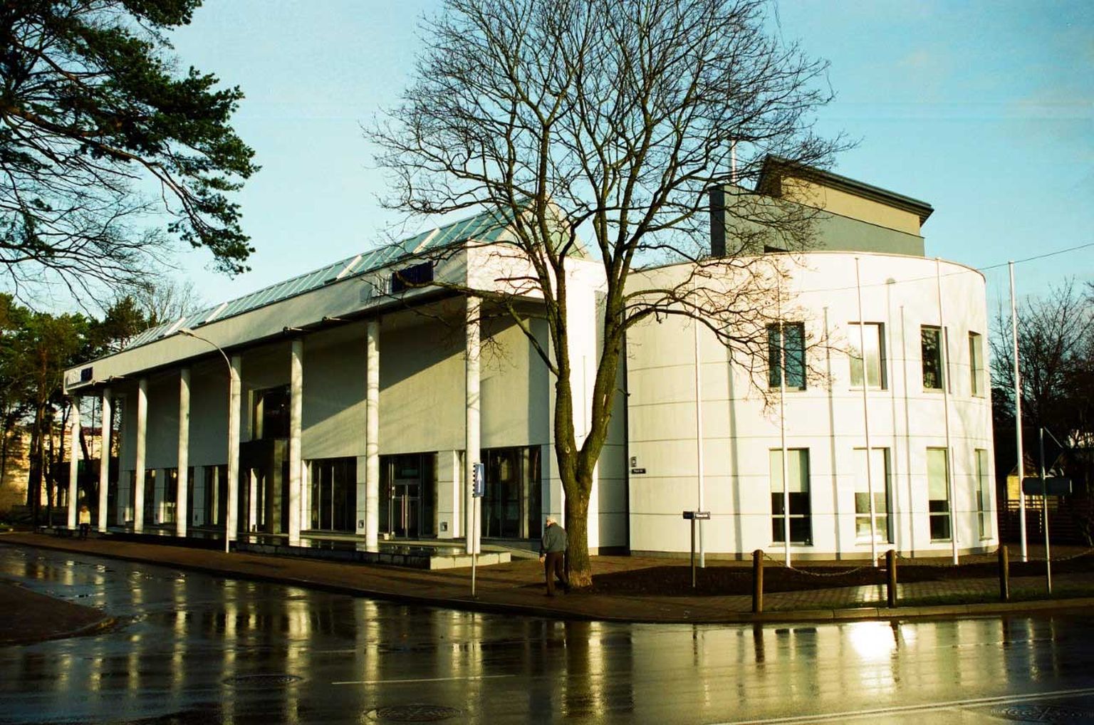 Jūrmalas muzejs, fasādes skats no Tirgoņu ielas, arhitekte Indra Grietēna, 2005,